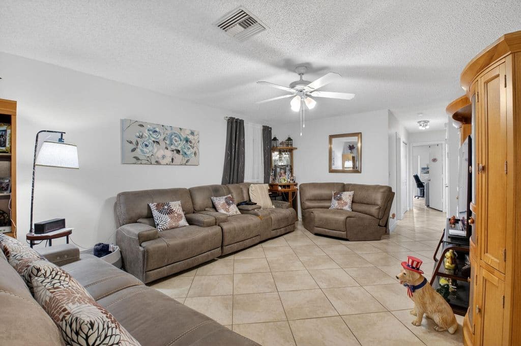 2+1 Müstakil ev — 14232 Campanelli Drive