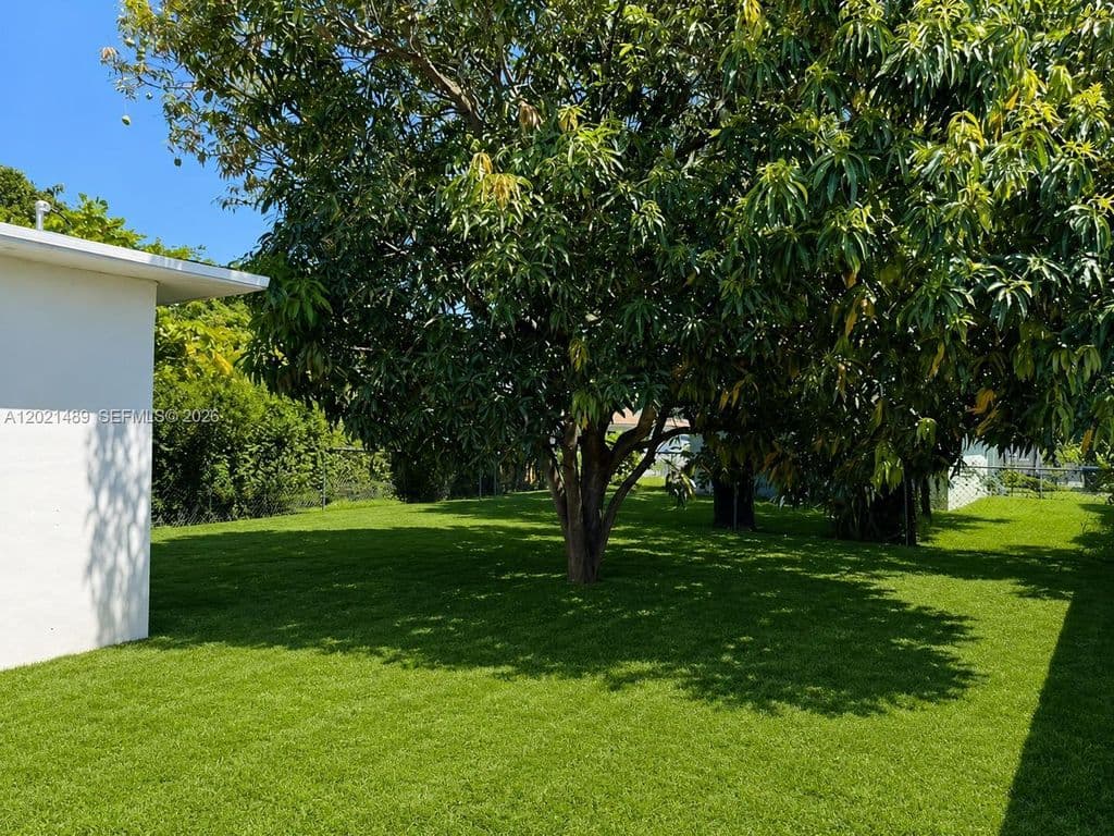 4-bedroom Single-Family Home — 840 NW 67th St