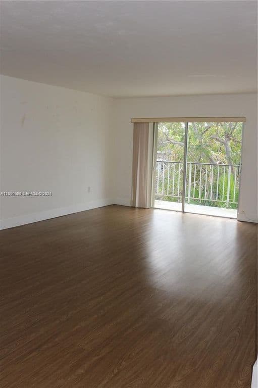 2+1 Condo — 9611 SW 77th Ave APT 306A