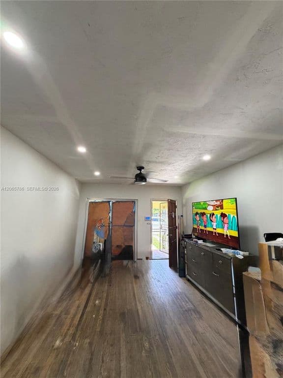 2-bedroom Single-Family Home — 5525 NW 5th Ct