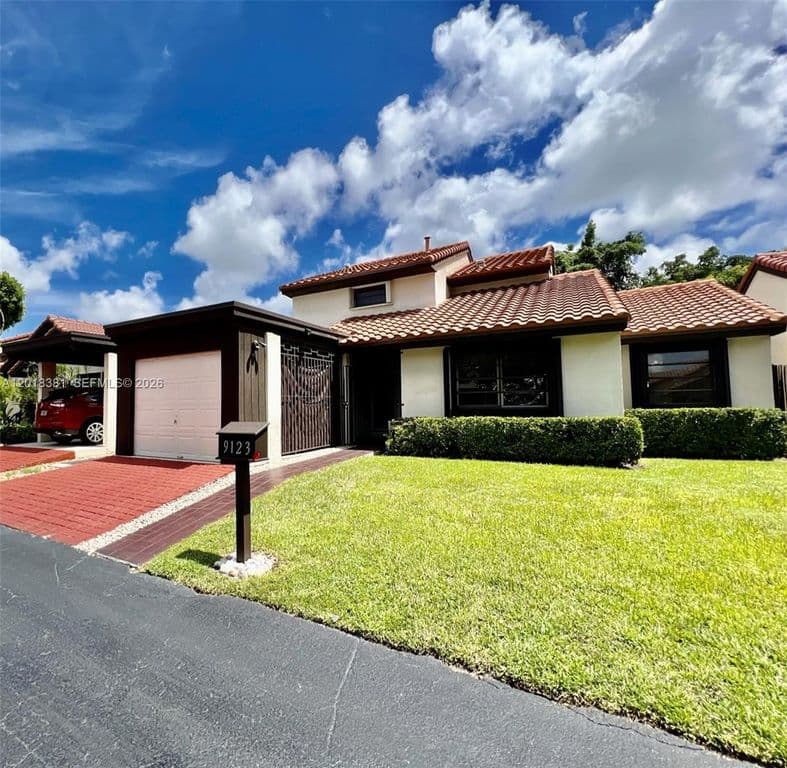 3-bedroom Single-Family Home — 9123 SW 112th Ct