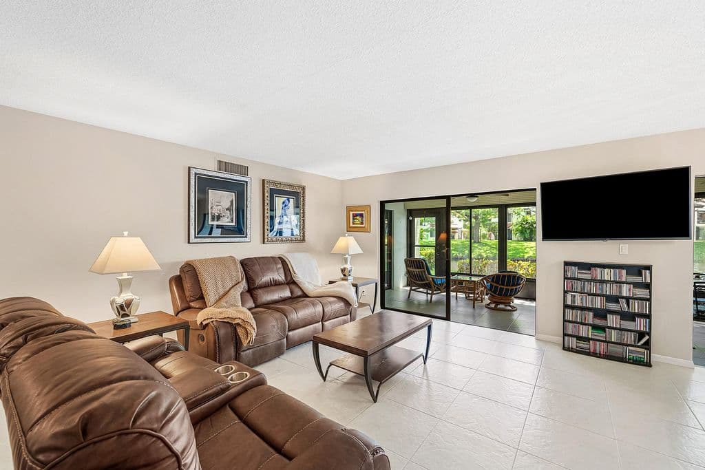 3-bedroom Condo — 10576 Tropic Palm Avenue #102