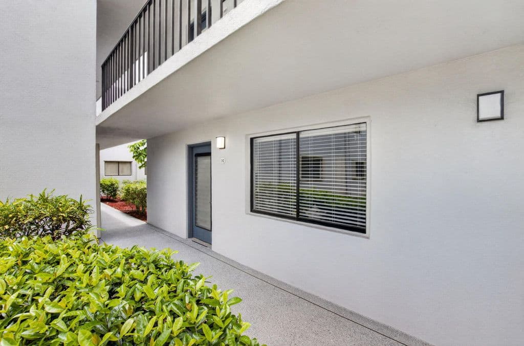 2+1 Condo — 15054 Ashland Way #82