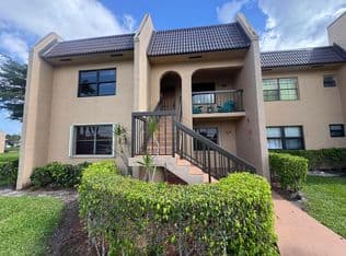 2-bedroom Condo — 130 Lake Nancy Drive #101, Royal Palm Beach, 33411