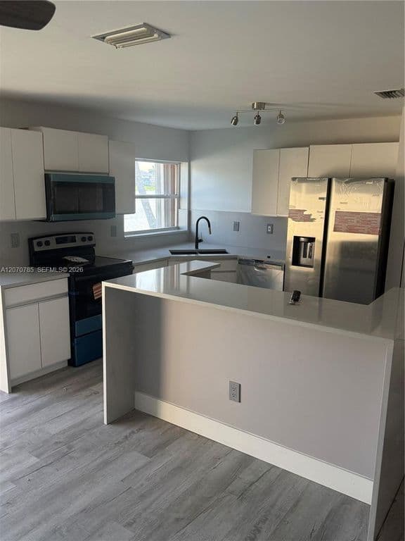 3-bedroom Single-Family Home — 13950 Oak Ridge Dr