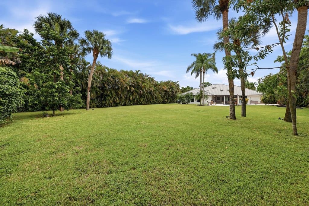 5+1 Müstakil ev — 15320 Softwood Court