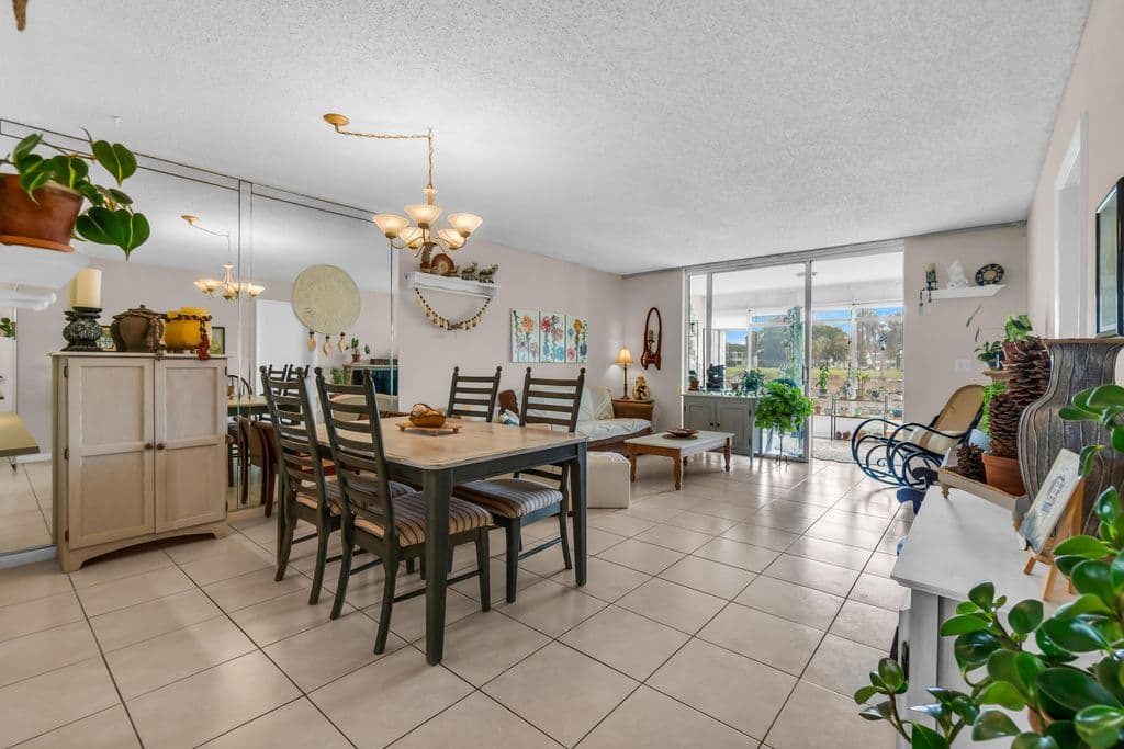 2-bedroom Condo — 7608 NW 18th Street #108