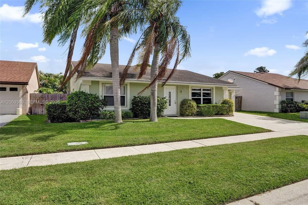 3+1 Müstakil ev — 5451 Chicory Ln