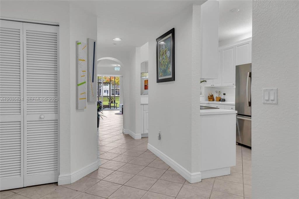 3-bedroom Condo — 10710 NW 66th St APT 104