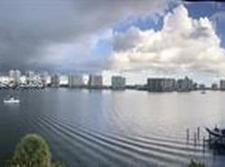 2-bedroom Condo — 17878 N Bay Rd APT 507, Sunny Isles Beach, 33160