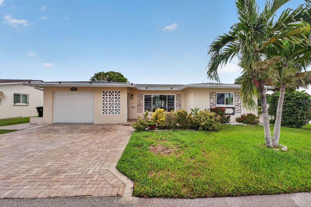 2-bedroom Single-Family Home — 4716 NW 49TH Place
