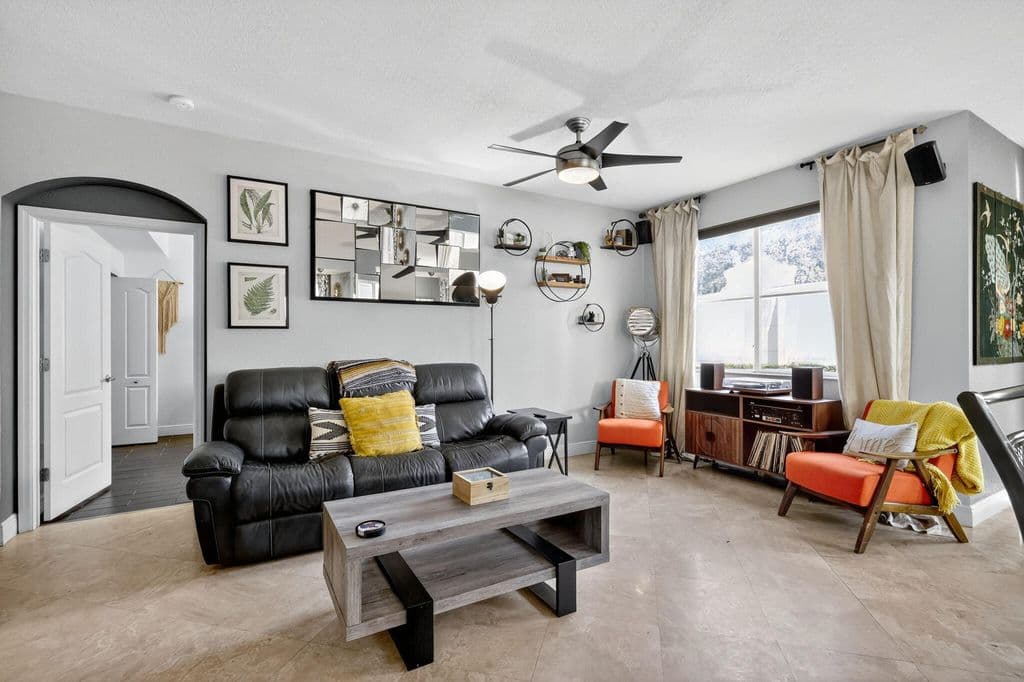 2+1 Condo — 11011 Legacy Lane #105