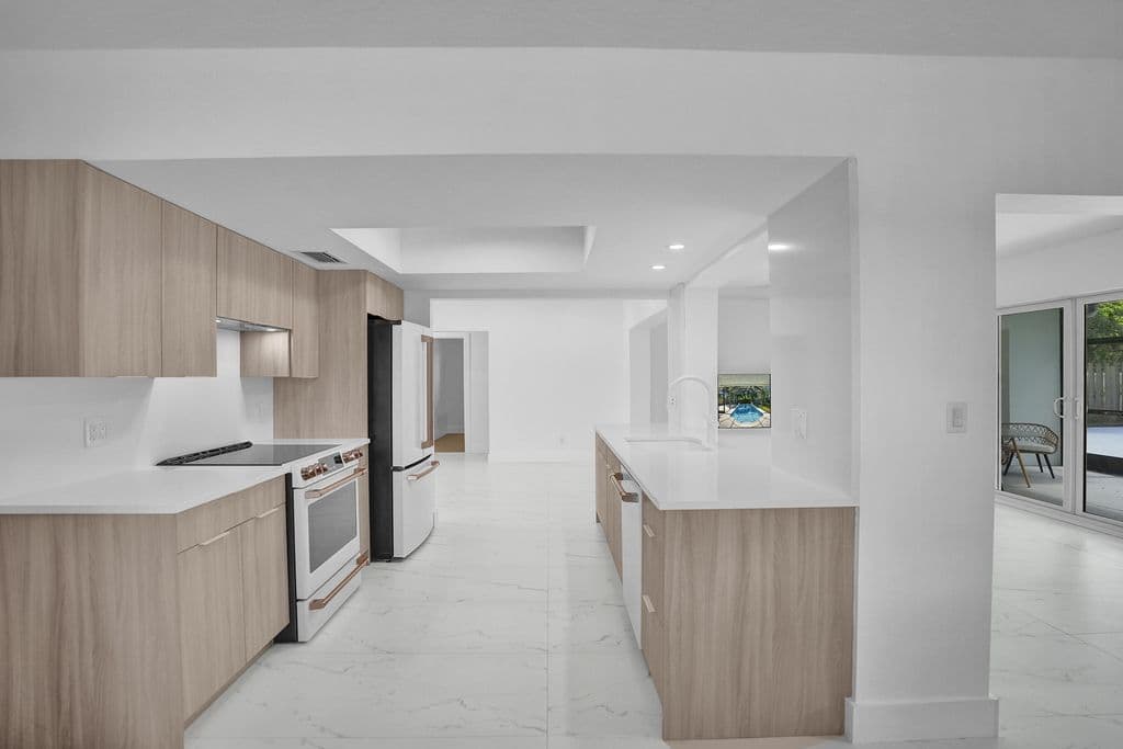 3+1 Müstakil ev — 2030 N 54th Avenue