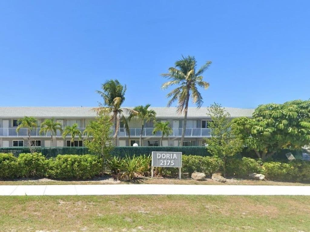 3-bedroom Condo — 2175 NE 56th Street #209