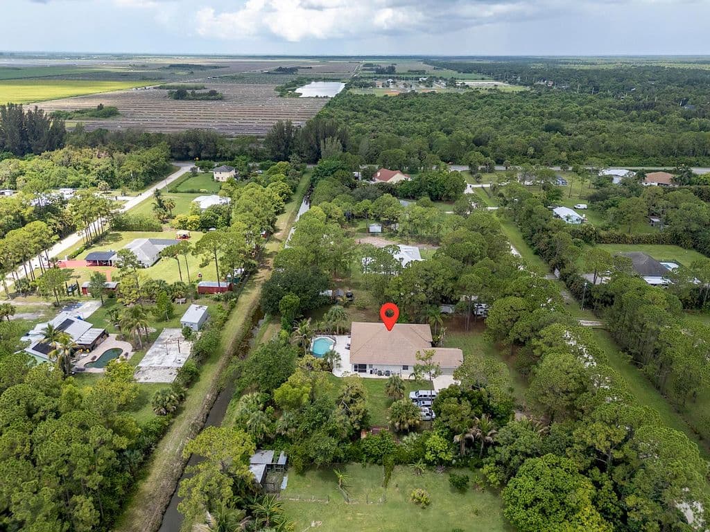 4+1 Müstakil ev — 17854 88TH Road N