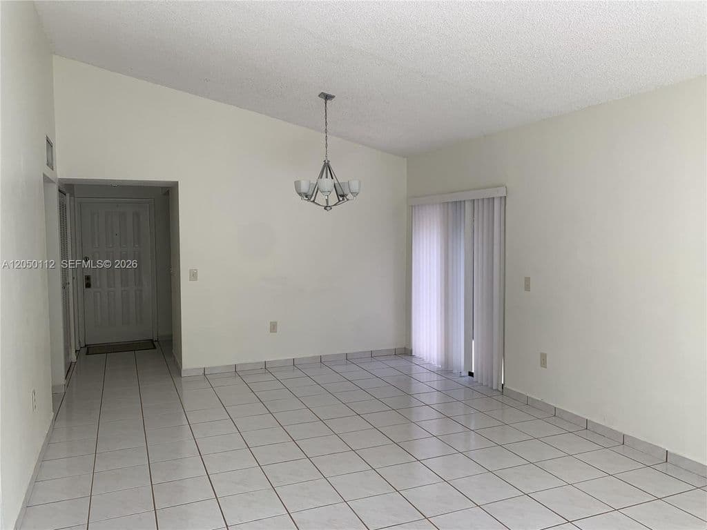 2-bedroom Condo — 13234 SW 111th Ter APT 4-1