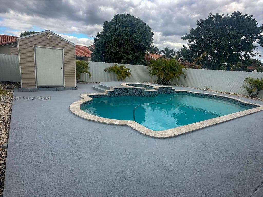 3+1 Müstakil ev — 14759 SW 82nd St