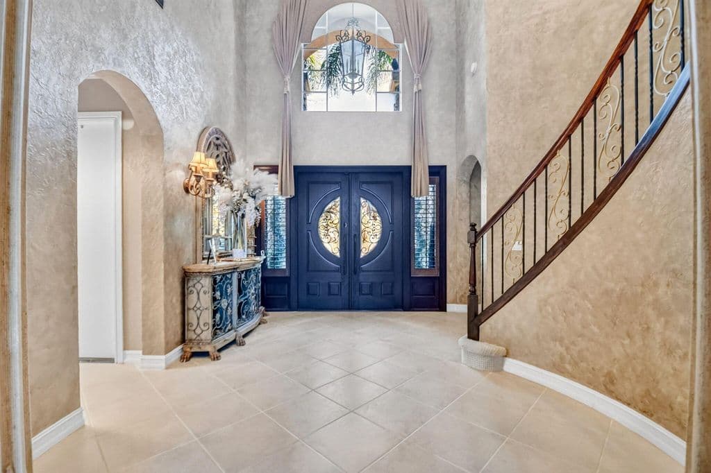 5+1 Müstakil ev — 611 Edgebrook Lane