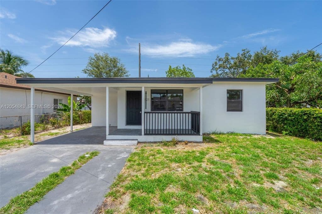 3-bedroom Single-Family Home — 2121 NW 86th Ter