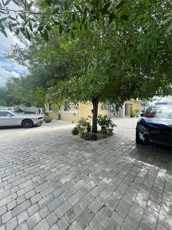 4-bedroom Single-Family Home — 20764 NW 31st Ave