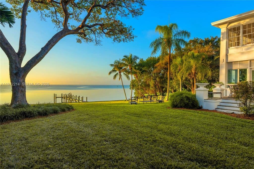 7+1 Müstakil ev — 3149 Brickell Ave