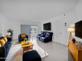 2+1 Condo — 3990 NW 42nd Ave APT 403, Lauderdale Lakes, 33319