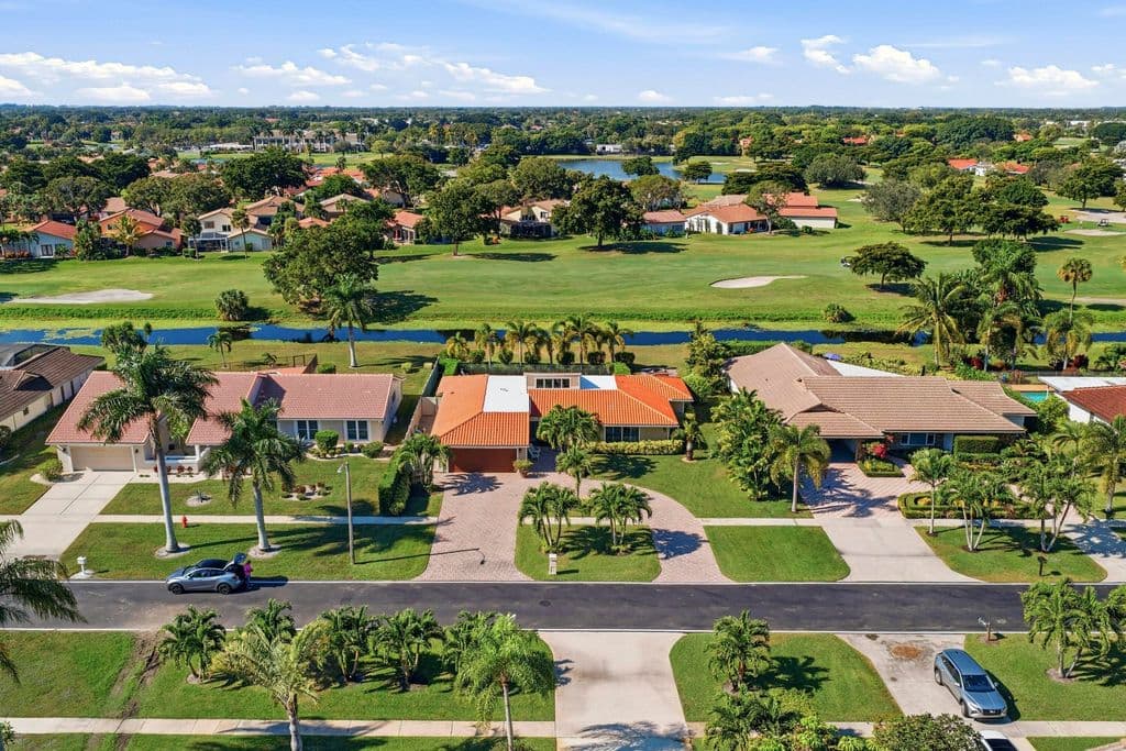 3+1 Müstakil ev — 11327 Wingfoot Drive