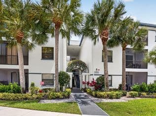 3-bedroom Condo — 5153 Floria Drive #J, Boynton Beach, 33437