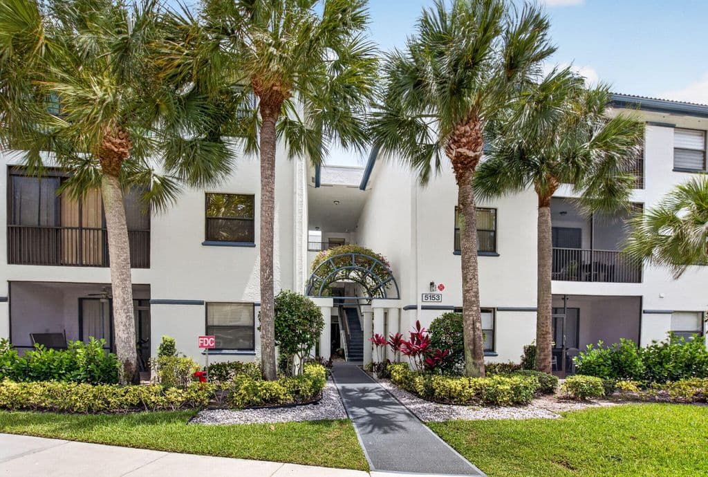 3-bedroom Condo — 5153 Floria Drive #J