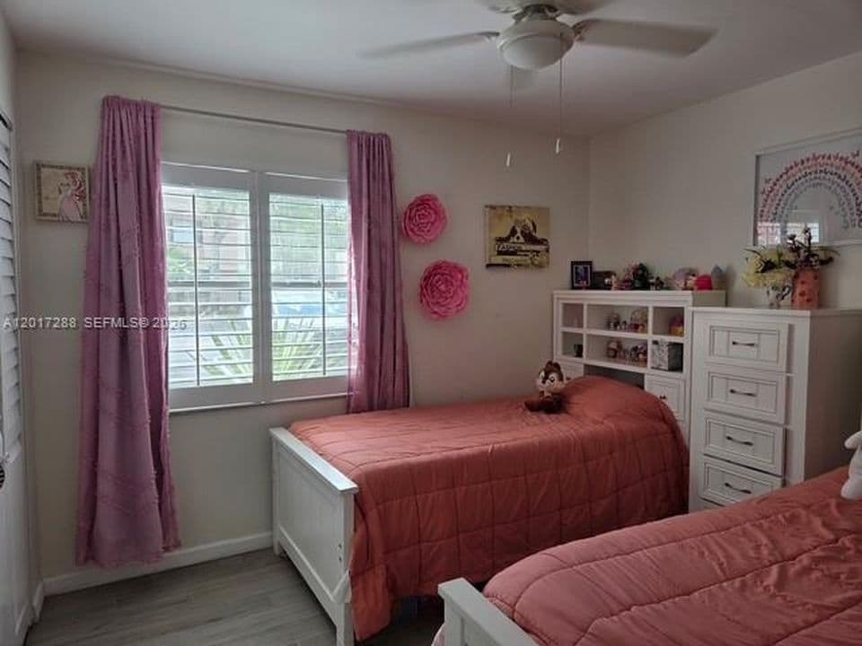 2+1 Mülk — 19 Chestnut Cir