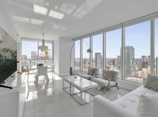 2+1 Condo — 485 Brickell Av 4104 #4104, Miami, 33131