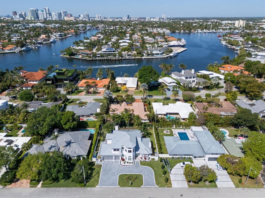 4+1 Müstakil ev — 607 Intracoastal Drive