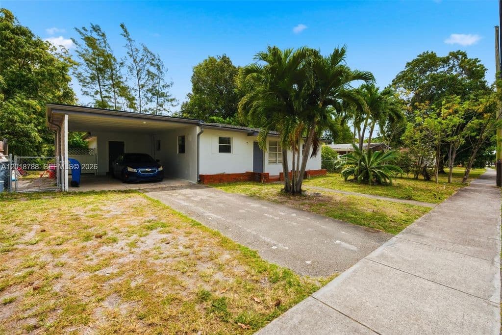 4+1 Müstakil ev — 4621 SW 31st Dr