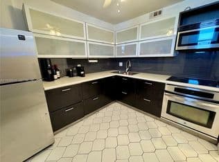 2+1 Condo — 3660 NE 166th St APT 812, North Miami Beach, 33160