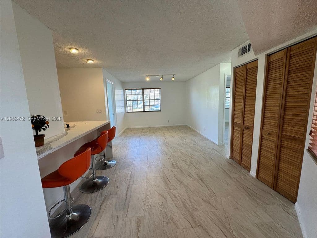 2-bedroom Condo — 8630 SW 3rd St APT 101