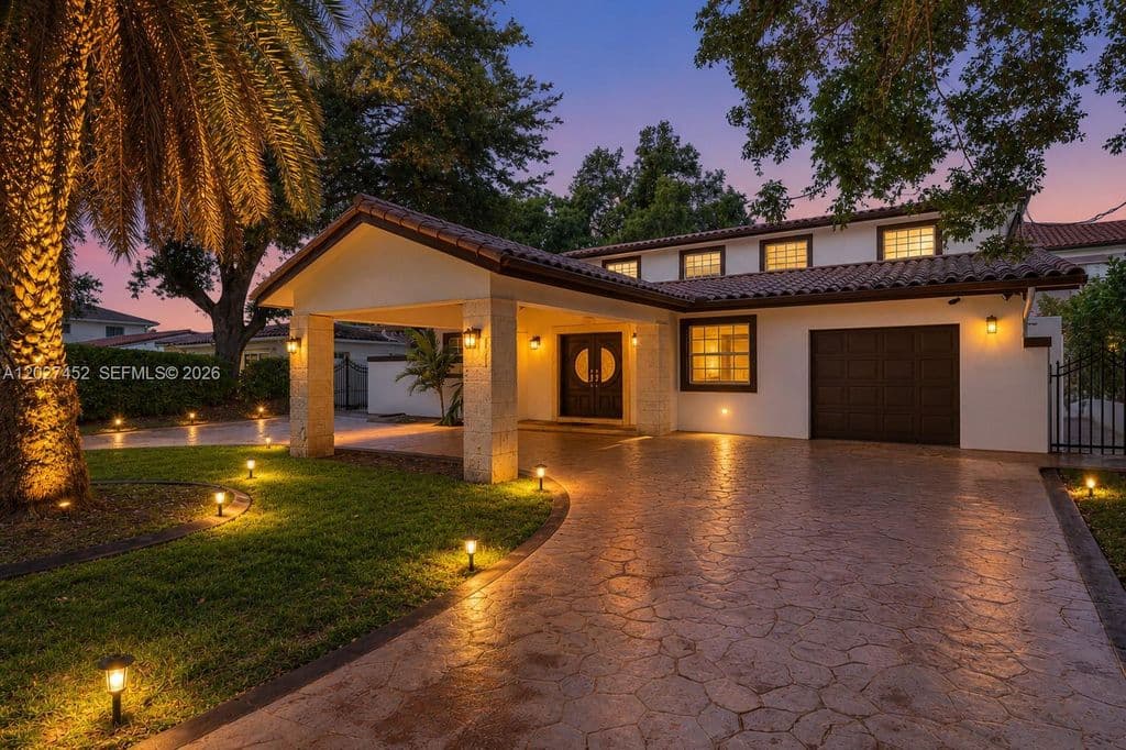 5+1 Müstakil ev — 6284 SW 26th St