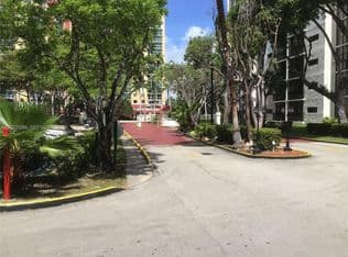 1+1 Condo — 17021 N Bay Rd APT 625, Sunny Isles Beach, 33160