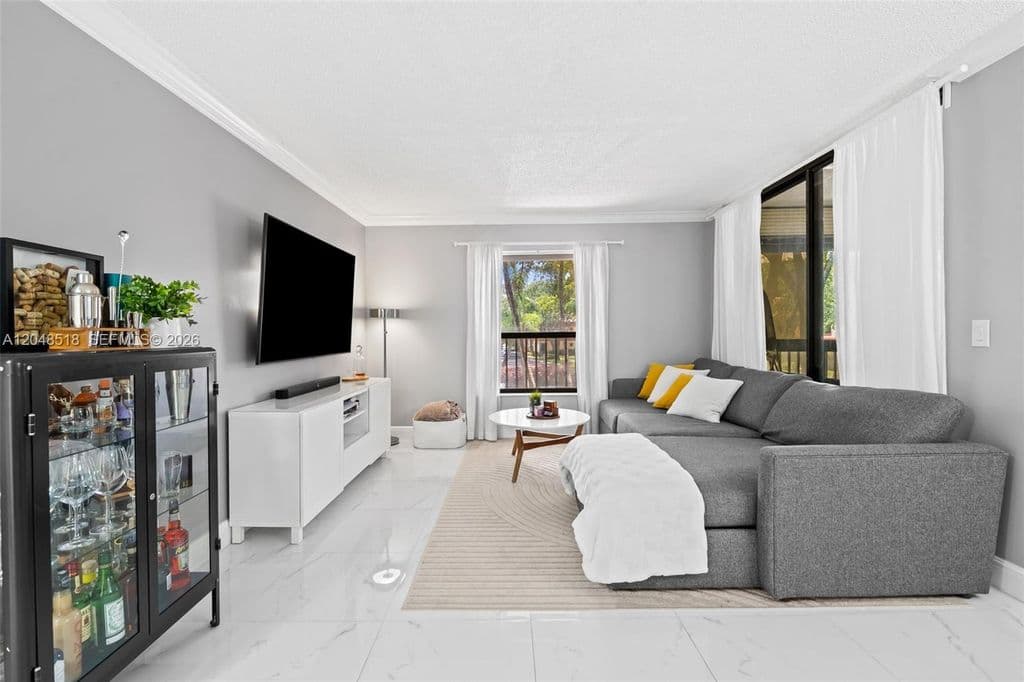 2-bedroom Condo — 4105 Carambola Cir S #2106
