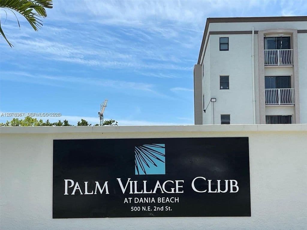 2-bedroom Condo — 500 NE 2nd St APT 417