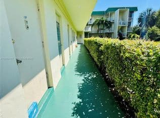 1+1 Condo — 1420 Atlantic Shores Blvd APT 130, Hallandale, 33009