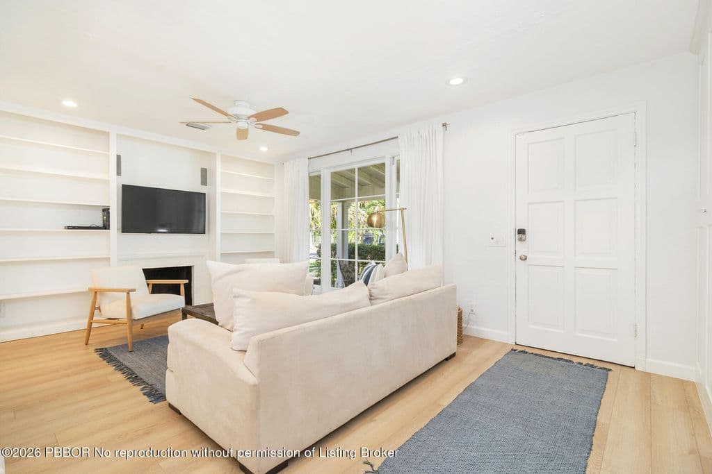 3-bedroom Single-Family Home — 438 38th St