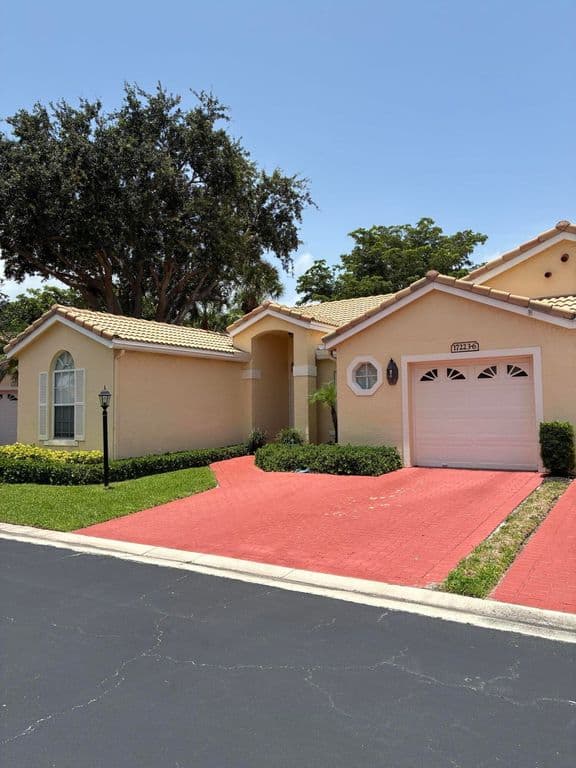 3-bedroom Condo — 17223 Boca Club Boulevard #6
