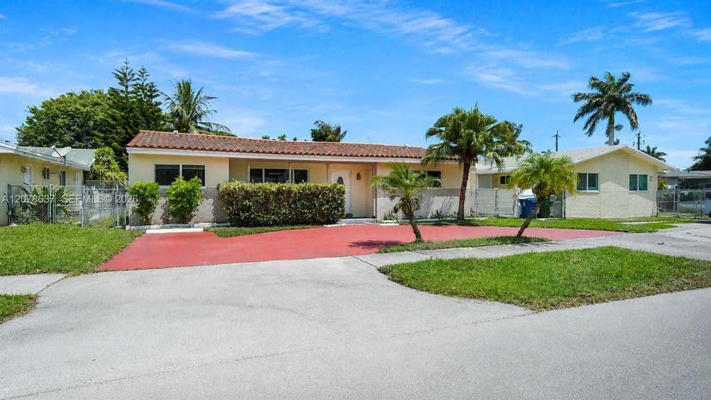 3-bedroom Single-Family Home — 903 NE 2nd St