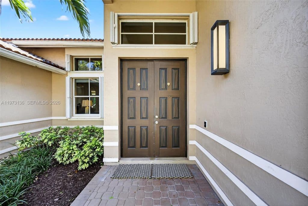5+1 Müstakil ev — 1623 Blue Jay Cir