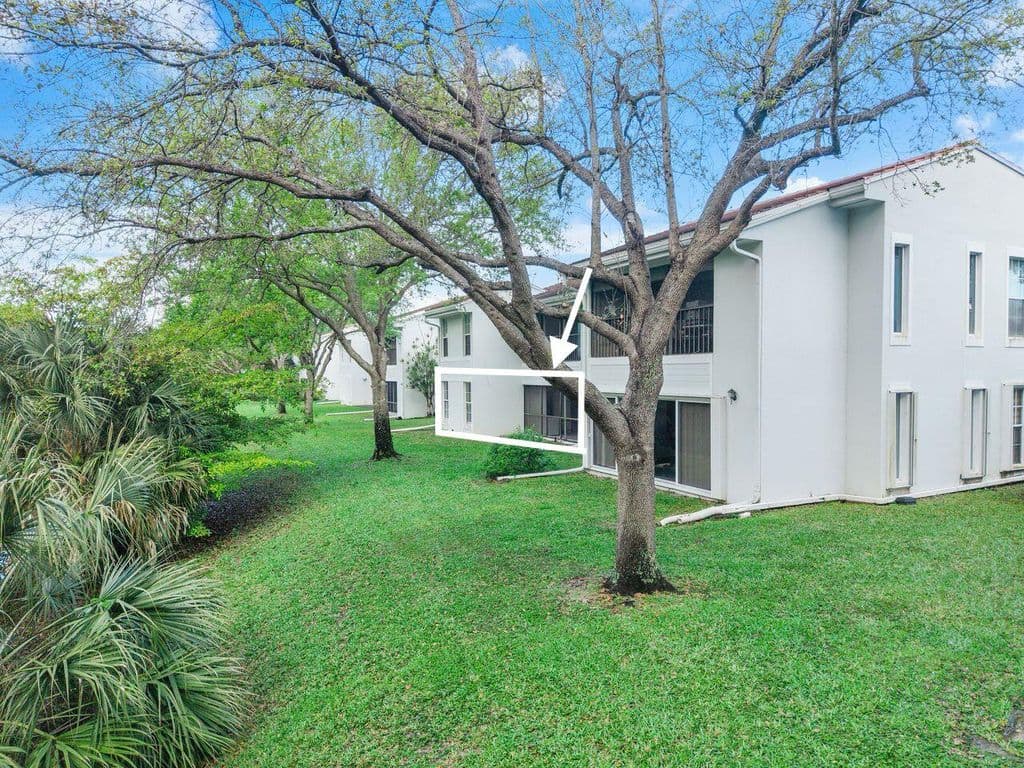 3-bedroom Condo — 6237 Old Court Road #104