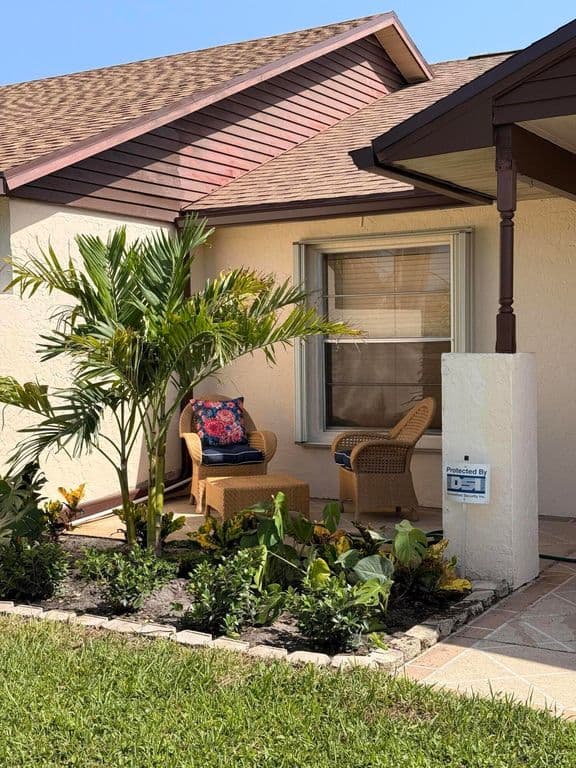 3+1 Müstakil ev — 8499 Lakepoint Court