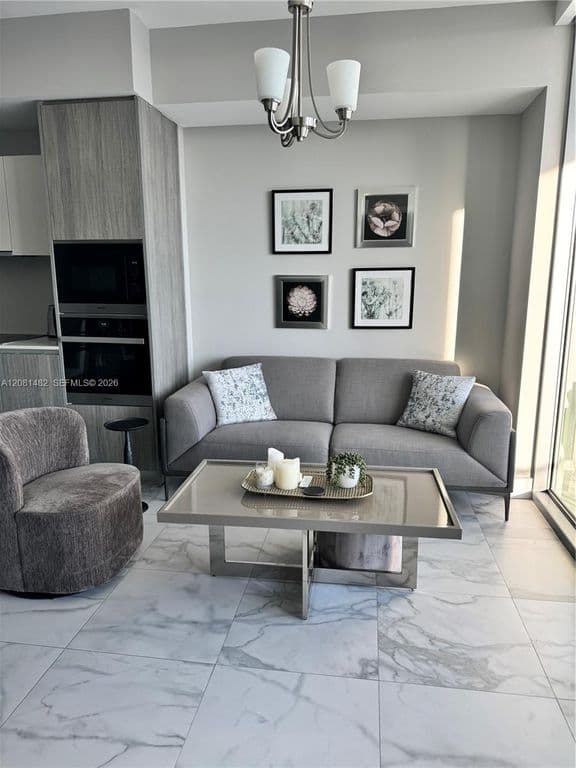 1-bedroom Condo — 2900 NE 7th Ave Unit 3608
