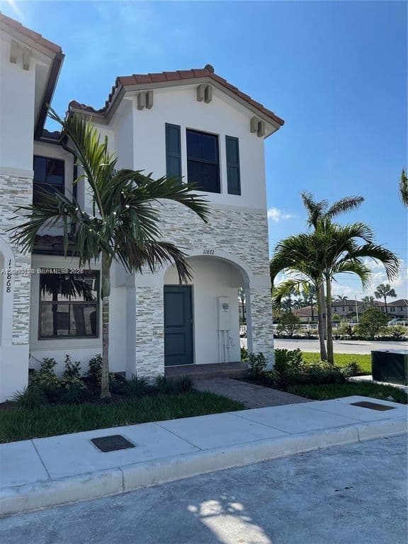 3-bedroom Property — 11872 SW 247th Ter