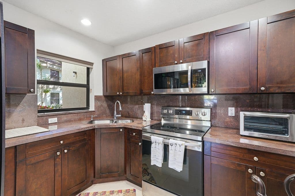 2+1 Condo — 2928 Carambola Circle S