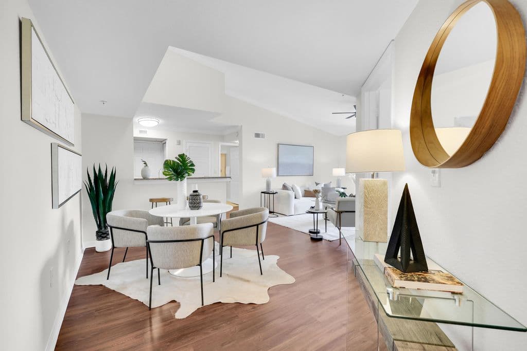 2-bedroom Condo — 15035 Michelangelo Boulevard #303